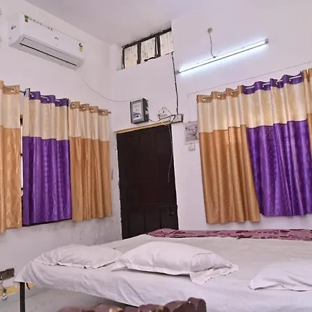 Luv Kush Homestay Ayodhya Exterior photo